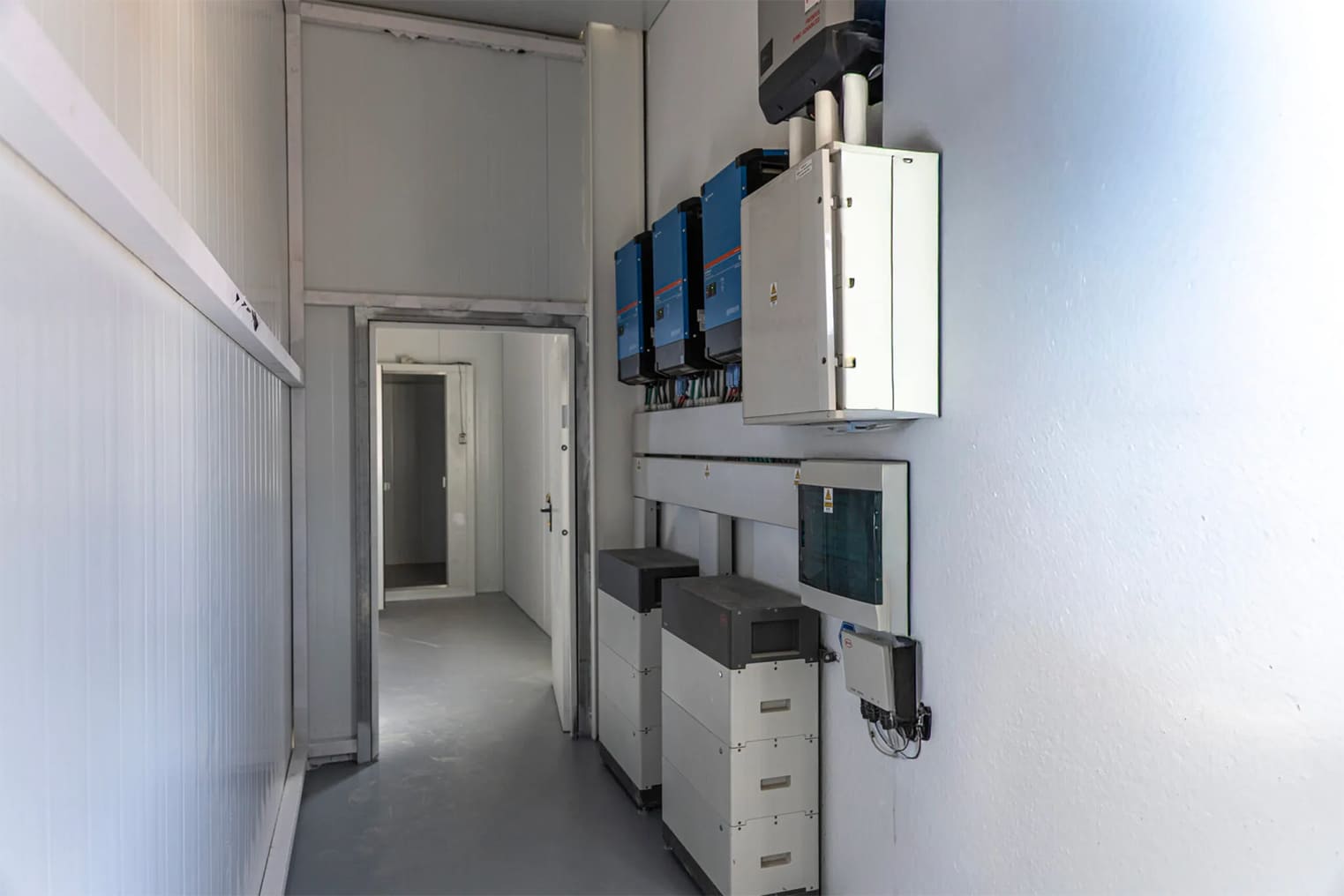 Centro-de-control-y-almacenamiento-energetico-updated